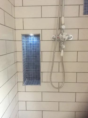 img-Coldharbour-flat-refurb-2018-07-12-18.52.53-1046-1400